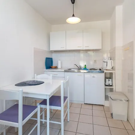Krause Apartment *